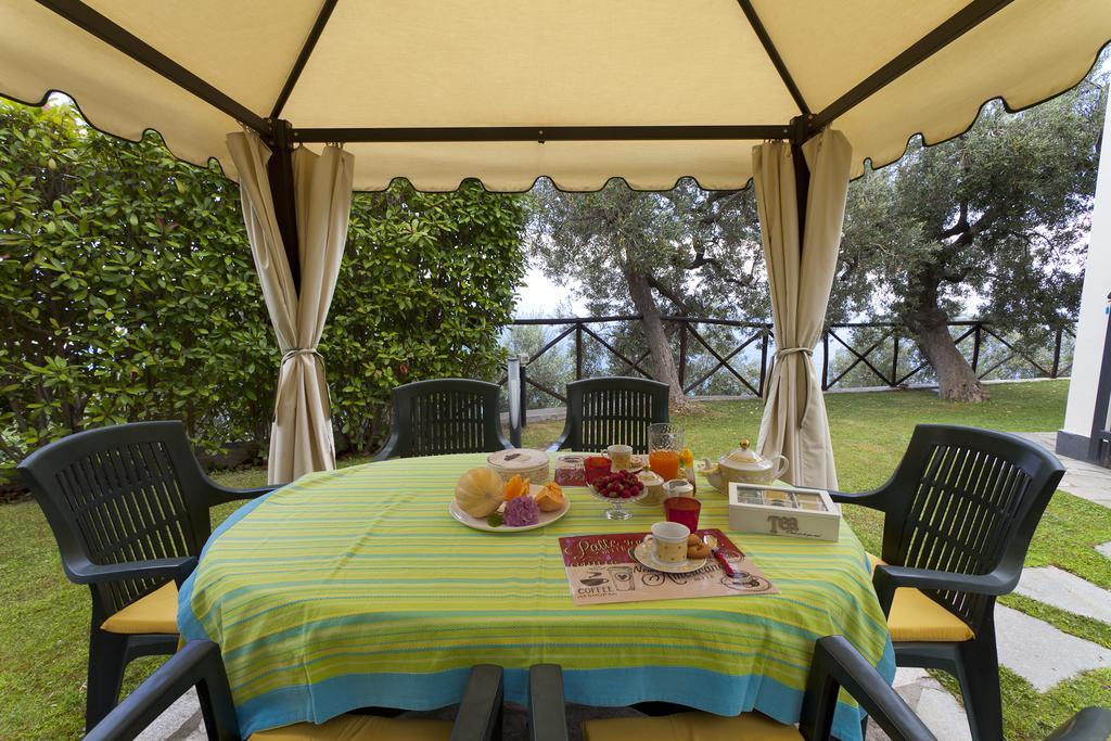 Villa Degli Ulivi B&B Finale Ligure Eksteriør billede