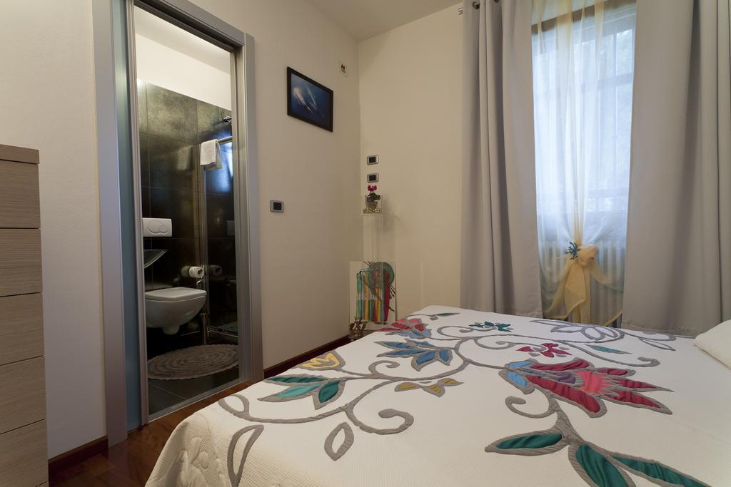 Villa Degli Ulivi B&B Finale Ligure Værelse billede