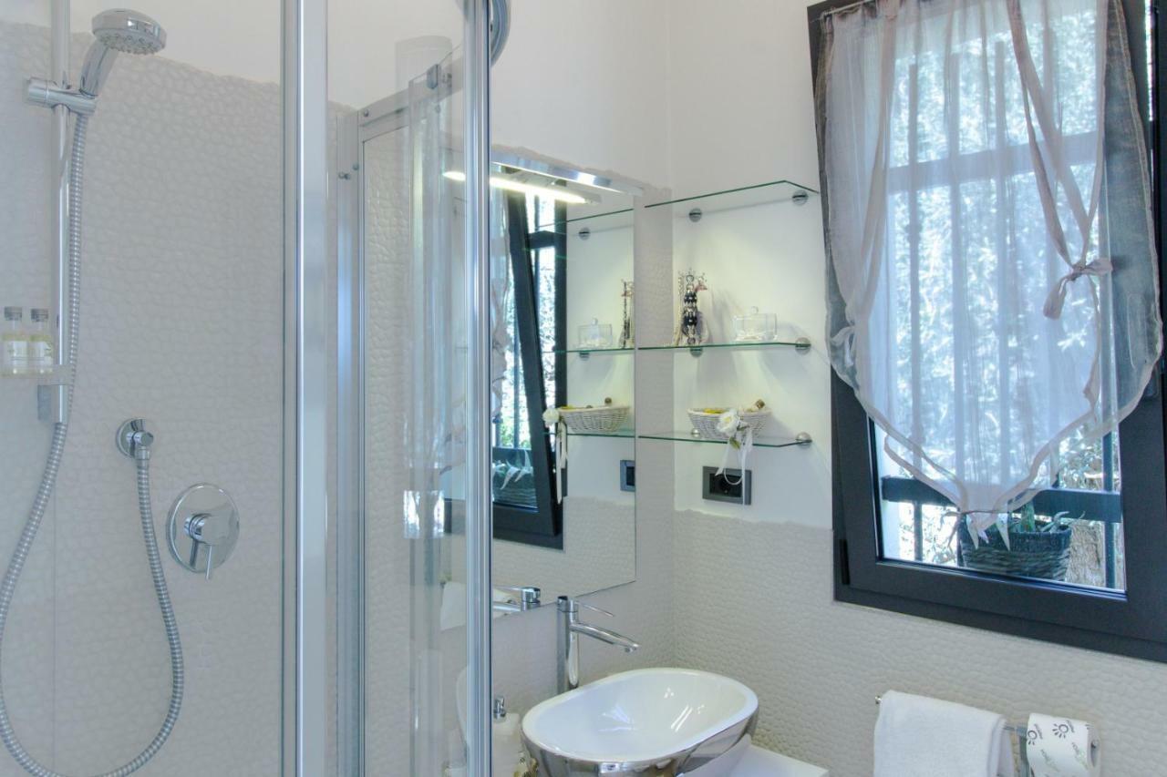 Villa Degli Ulivi B&B Finale Ligure Eksteriør billede