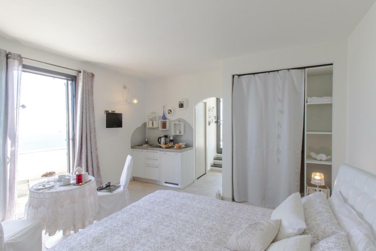 Villa Degli Ulivi B&B Finale Ligure Eksteriør billede